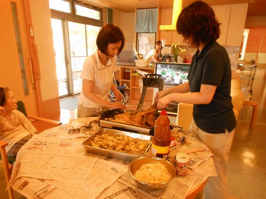 月　焼きそば　１.jpg